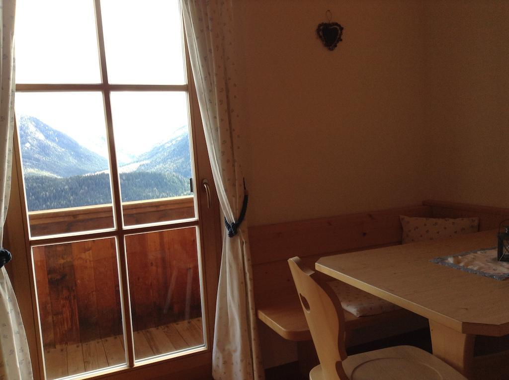 Kerschbaumhof Apartment San Candido Ruang foto