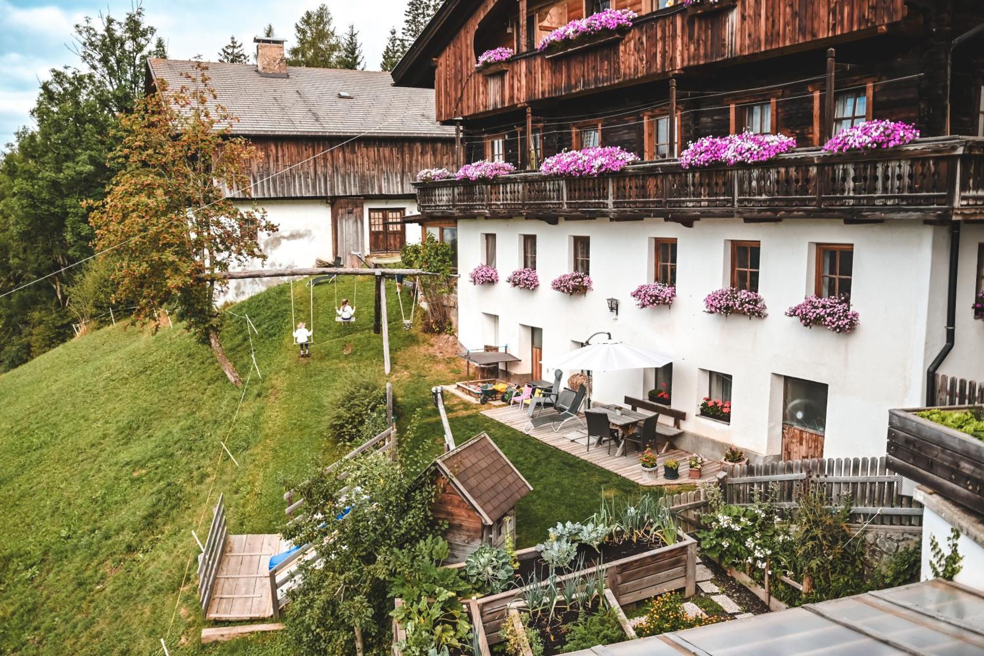 Kerschbaumhof Apartment San Candido Bagian luar foto