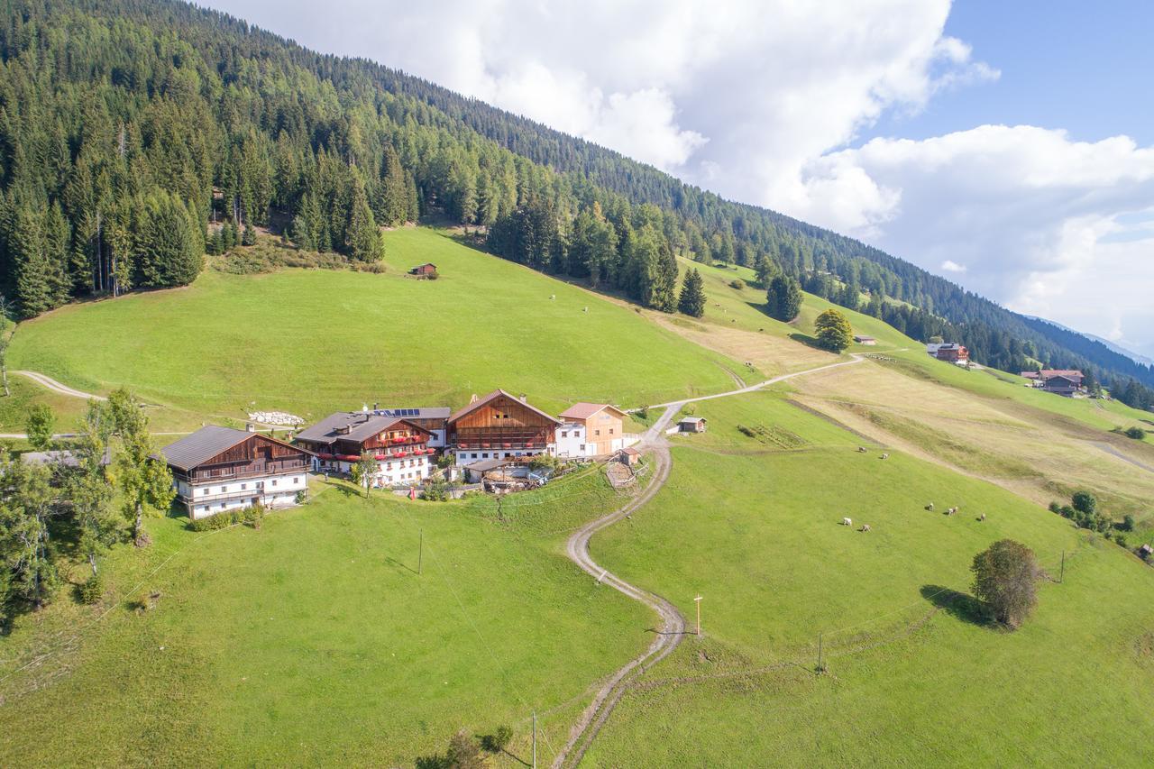 Kerschbaumhof Apartment San Candido Bagian luar foto