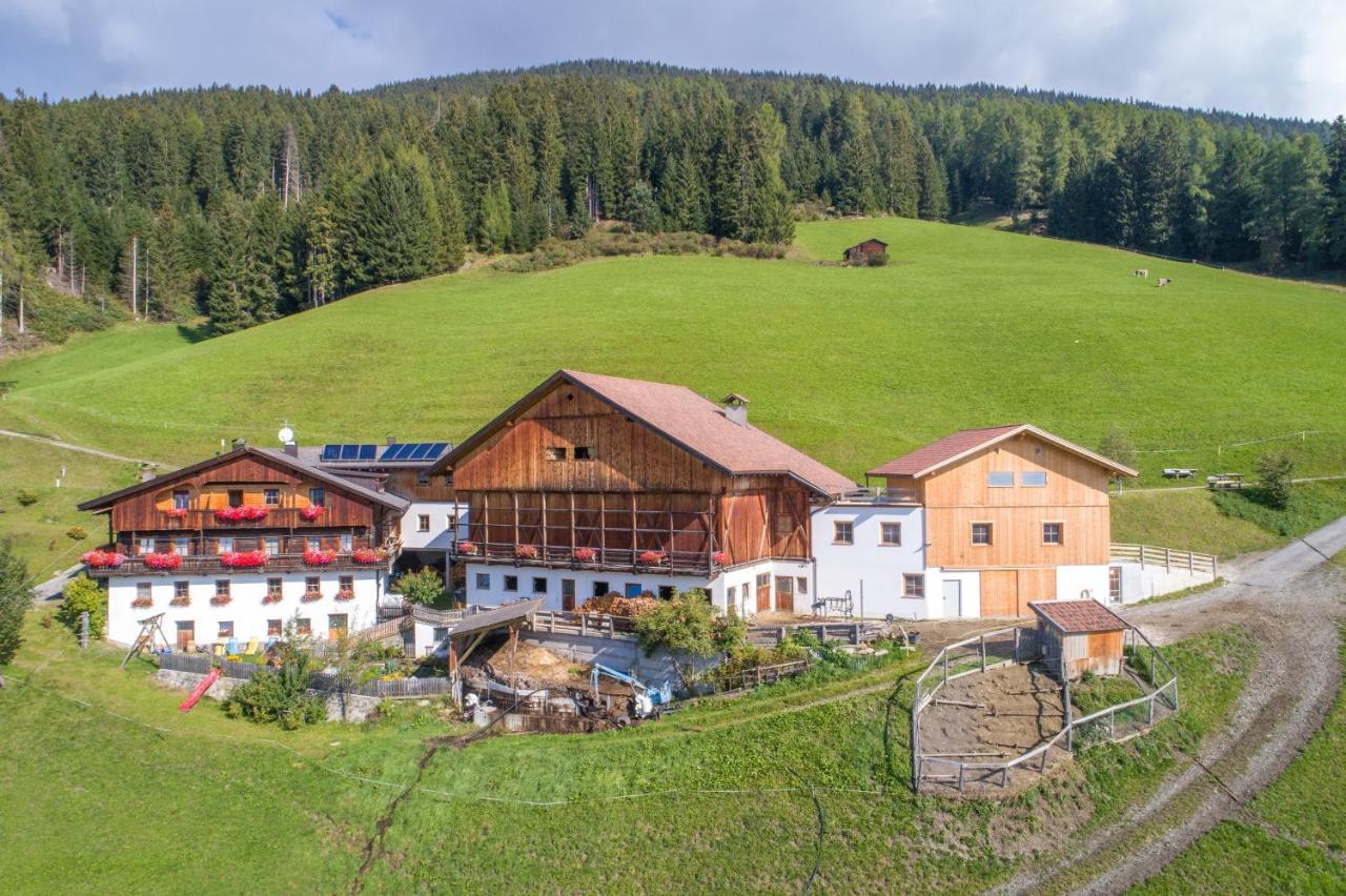 Kerschbaumhof Apartment San Candido Bagian luar foto